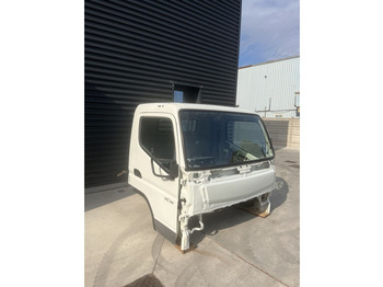 Cabina e interni per Camion Mitsubishi Fuso CANTER C TYPE 2040 mm: foto 3
