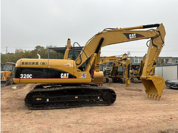 Escavatore cingolato CATERPILLAR 320CL