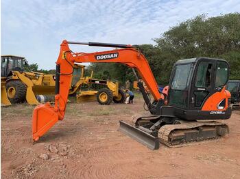 Escavatore DOOSAN DX55