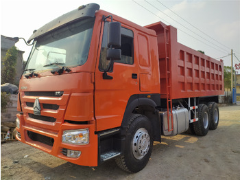 Autocarro ribaltabile HOWO 371hp: foto 4
