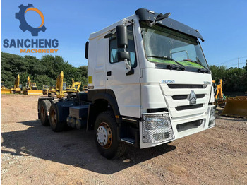 Trattore stradale SINOTRUK HOWO