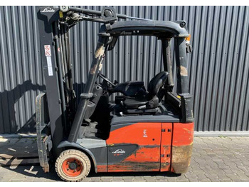 Carrello elevatore elettrico Linde E16-02: foto 2 Carrello elevatore elettrico Linde E16-02: foto 2