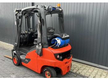 Carrello elevatore a gas Linde H20T-01: foto 3 Carrello elevatore a gas Linde H20T-01: foto 3
