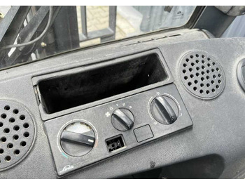 Leasing di Linde H35T-02 Linde H35T-02: foto 5 Leasing di Linde H35T-02 Linde H35T-02: foto 5