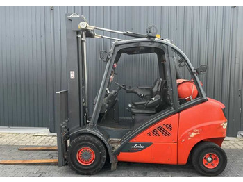 Leasing di Linde H35T-02 Linde H35T-02: foto 2 Leasing di Linde H35T-02 Linde H35T-02: foto 2
