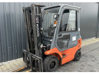 Carrello elevatore diesel TOYOTA FDF 15