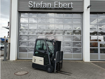 Carrello elevatore elettrico CROWN