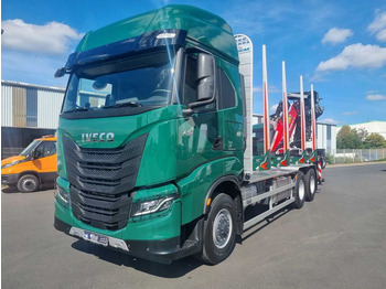 Camion trasporto legname IVECO X-WAY
