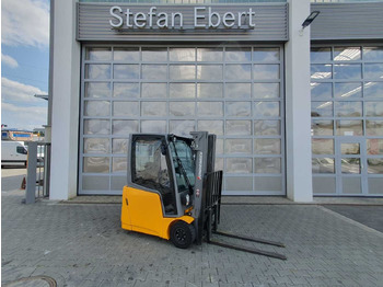 Carrello elevatore elettrico JUNGHEINRICH EFG