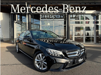 Berlina MERCEDES-BENZ