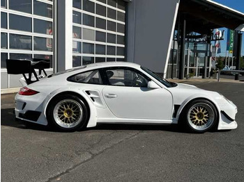 Autovettura Porsche 997 GT2 RSR Rennwagen: foto 3