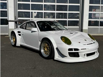 Autovettura PORSCHE