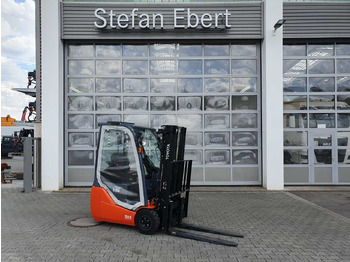 Carrello elevatore elettrico TOYOTA