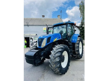 Trattore NEW HOLLAND T7000