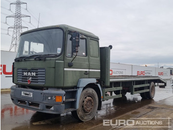 Autocarro con pianale/ Cassone fisso MAN 8.224