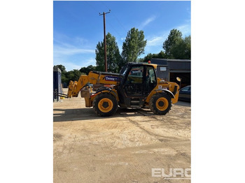 Sollevatore telescopico JCB