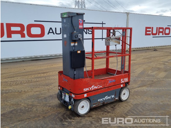 Piattaforma aerea SKYJACK