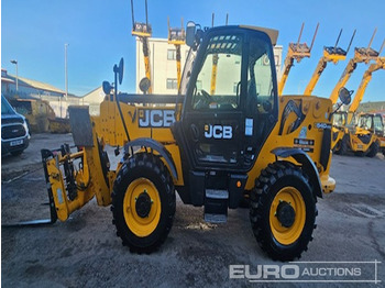 Sollevatore telescopico JCB