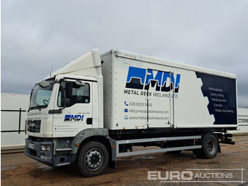 Autocarro furgonato MAN TGM 18.240