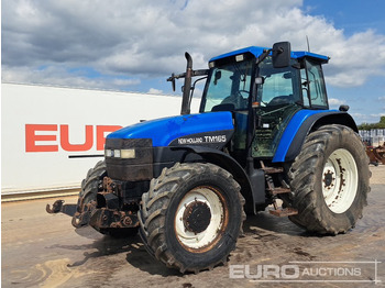Trattore NEW HOLLAND TM