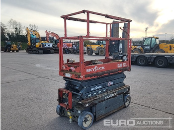 Piattaforma aerea SKYJACK