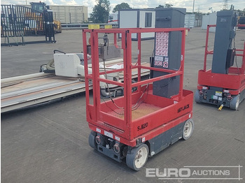 Piattaforma aerea SKYJACK