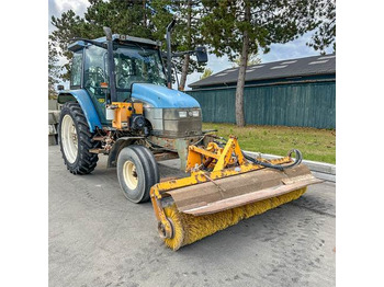 Trattore NEW HOLLAND TS