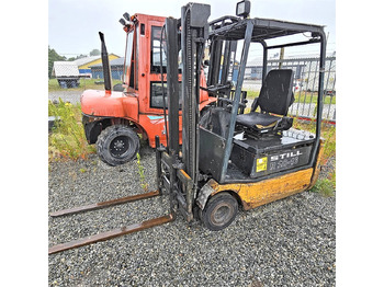 Carrello elevatore STILL R20
