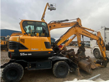 Escavatore gommato Hyundai ROBEX 55W-9A: foto 4