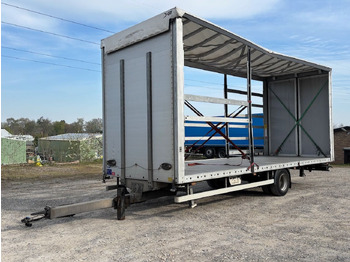 Camion centinato
