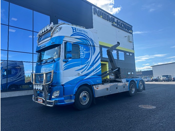 Autocarro scarrabile DAF XF 530