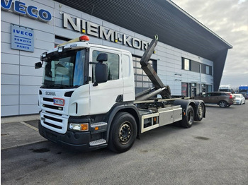 Autocarro scarrabile SCANIA P 380