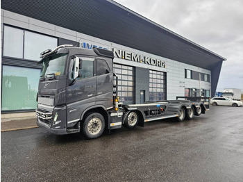 Camion trasporto legname VOLVO FH16 750