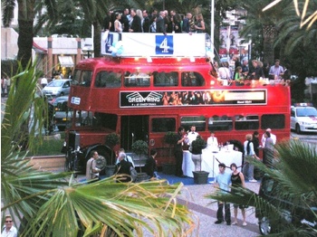 Autobus a due piani Leyland PD3 British Triple-Decker Bus Promotional Exhibition: foto 5