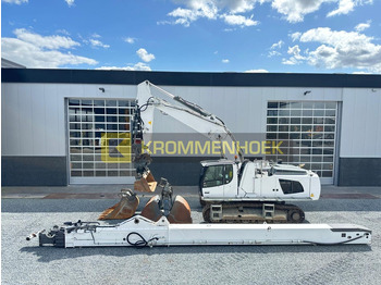 Escavatore LIEBHERR R 946