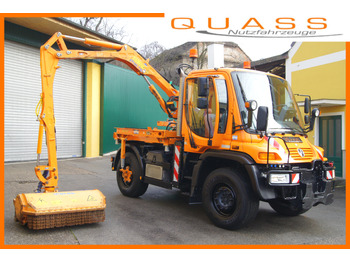Autocarro ribaltabile UNIMOG U400