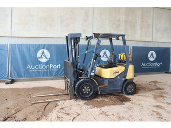 Carrello elevatore a gas DAEWOO