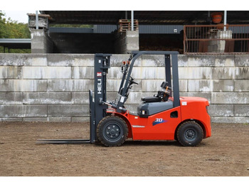 Carrello elevatore diesel HELI