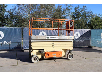 Piattaforma a pantografo JLG