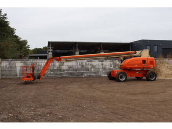 Piattaforma telescopica JLG
