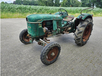 Trattore JOHN DEERE