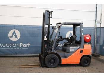 Carrello elevatore a gas TOYOTA FGF 25