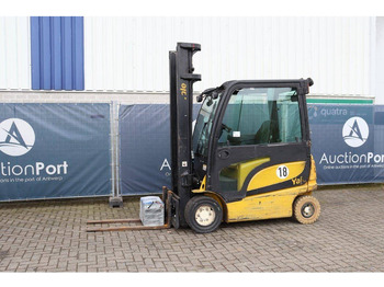 Carrello elevatore elettrico YALE