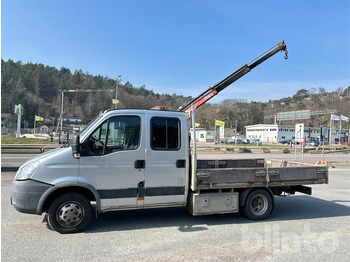 Furgone con cassone fisso IVECO Daily