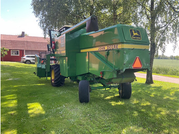 Mietitrebbia John Deere 1052: foto 2