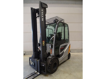 Carrello elevatore elettrico STILL RX60