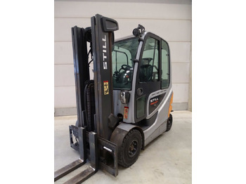 Carrello elevatore elettrico STILL RX60