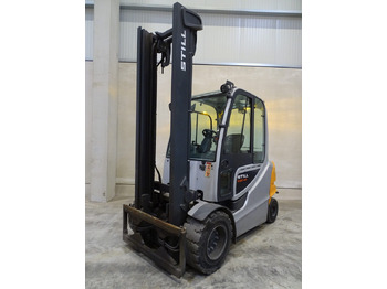 Carrello elevatore elettrico STILL RX60