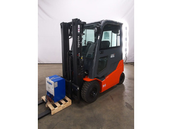 Carrello elevatore elettrico TOYOTA
