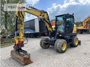 Escavatore gommato Yanmar B75W: foto 1